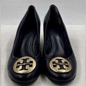 Tory Burch Black Leather Sally Wedge with Gold Emblem SZ 8M
